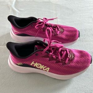 Hoka solimar size 9